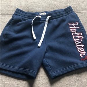 Men’s shorts size M